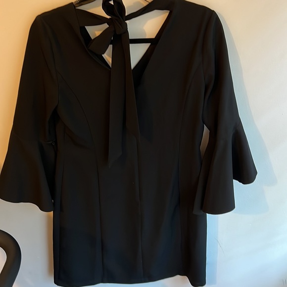 NWT laundry by Shelli segal black dress size 6 - Picture 2 of 5